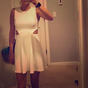 White lulu fit and flare